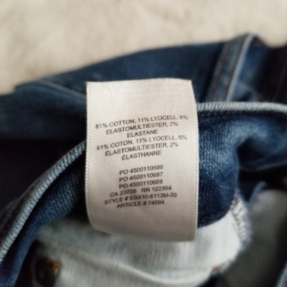 DENIM FORUM The Nico Mid Rise Skinny Crop Size 28 - Picture 8 of 16